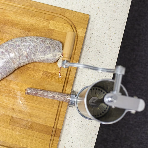 Verticale vuller 2,5 kg - 13 ['worstenvuller', ' voor zelfgemaakte worsten', ' voor vleeswaren', ' voor Krakauer', ' thuisvleeswaren', ' voor darmen', ' voor eiwitomhulsels', ' hoe worsten vullen', ' worstenvuller', ' vleesvuller', ' verticale vuller']