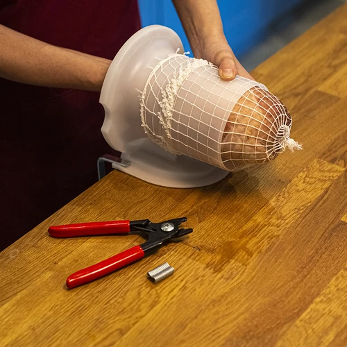Vleeswaren net met afmetingen 15 cm x 50 m, met thermische weerstand tot 220°C - 5 ['net voor ham', ' voedingsnet', ' net voor vleeswaren', ' net voor het roken van vleeswaren', ' net voor gerijpte vleeswaren']