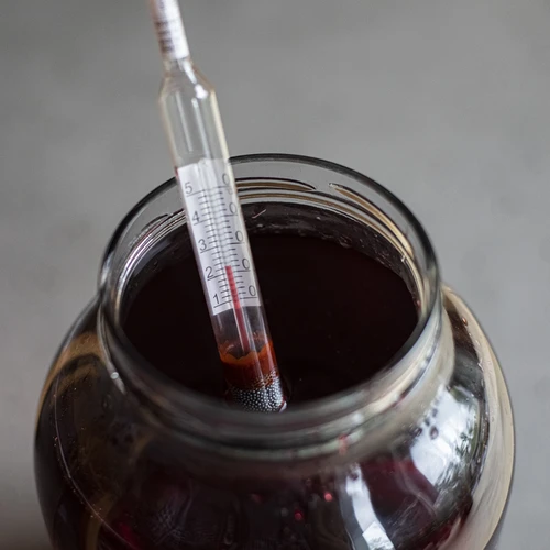Wijnmeter met thermometer in onbreekbare buis - 6 ['suikermeter', ' voor wijn', ' voor bier', ' apparaat voor het meten van suikerconcentratie', ' ballingmeter', ' areometer', ' potentiële alcoholinhoud', '']