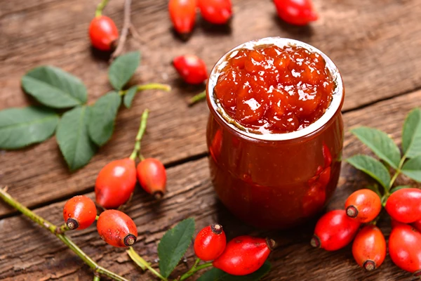 Confituur van rozenbottels