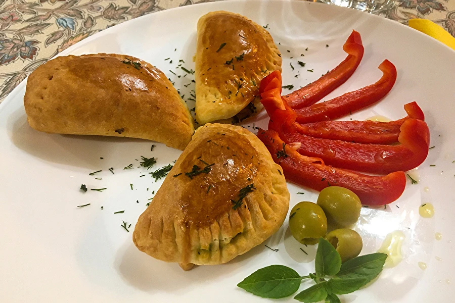 Pierogi pieczone ze szpinakiem